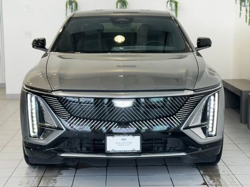 New 2025 Cadillac Lyriq Luxury AWD/4WD image 39