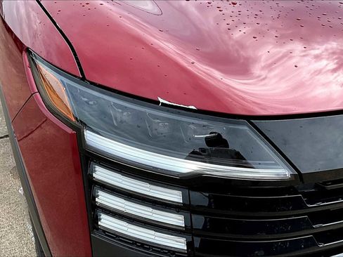 New 2025 Nissan Kicks SR image 19