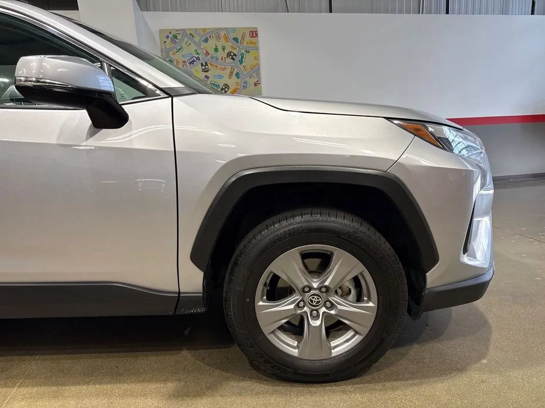 Used 2022 Toyota RAV4 XLE w/ Convenience Package AWD/4WD image 54
