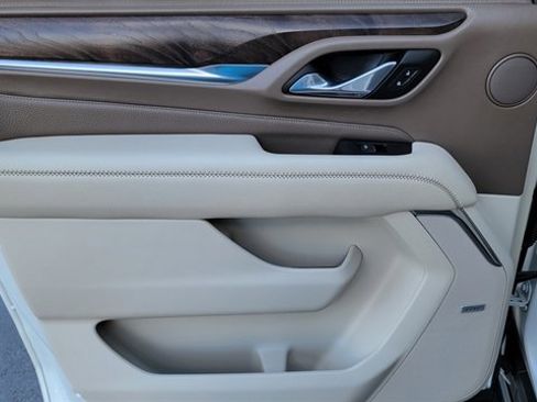 Used 2021 GMC Yukon XL Denali w/ Denali Premium Package image 64