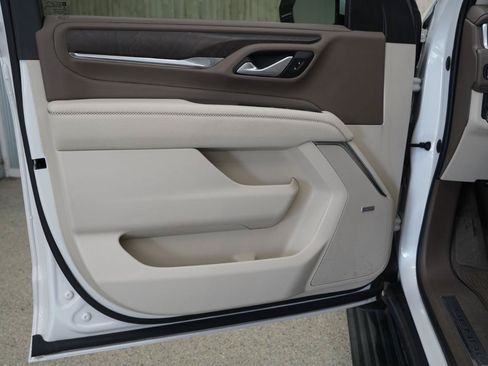 Used 2022 GMC Yukon Denali AWD/4WD image 24
