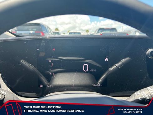 Used 2025 Buick Encore GX Sport Touring FWD image 26