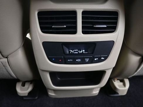 Used 2016 Acura MDX SH-AWD image 17