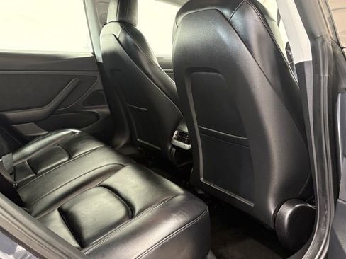 Used 2020 Tesla Model 3 Standard Range Plus image 23
