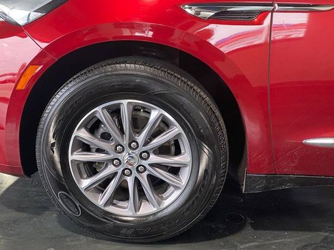 Used 2024 Buick Enclave Premium image 10