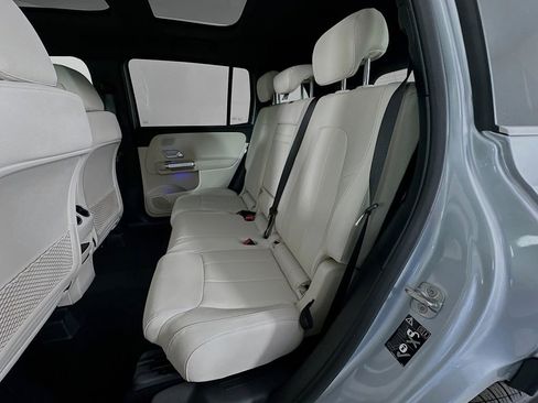 Certified 2026 Mercedes-Benz GLB 250 4MATIC image 24