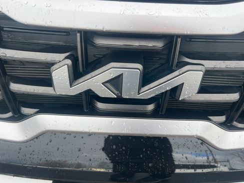 Certified 2023 Kia Telluride S w/ S Sunroof Package image 30