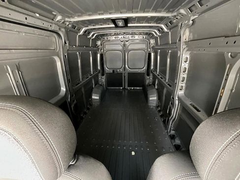 New 2026 RAM ProMaster 2500 w/ Convenience Group FWD image 29