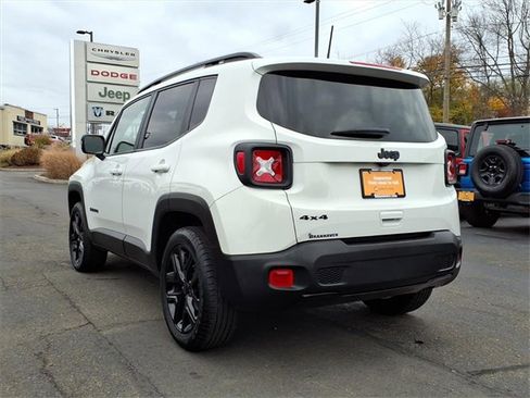 Certified 2023 Jeep Renegade Altitude w/ Convenience Group I image 5