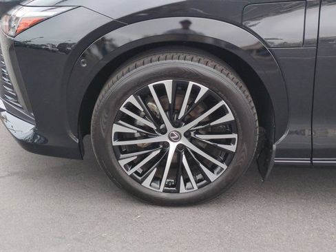 Used 2023 Lexus RZ 450e Premium w/ Accessory Package (Z1) AWD/4WD image 9