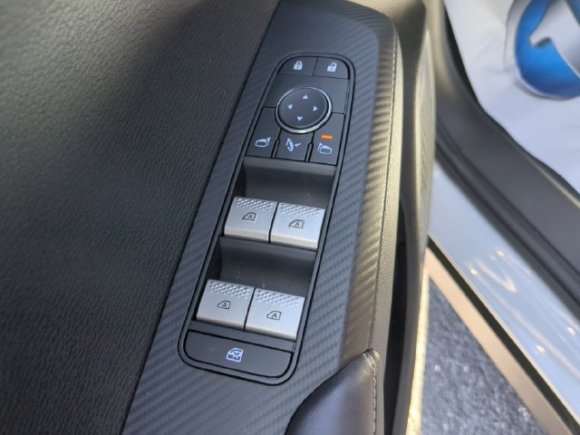 Used 2025 Mitsubishi Outlander SE FWD image 21
