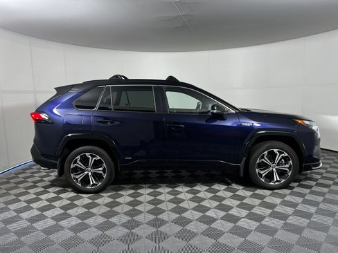 Used 2024 Toyota RAV4 XSE w/ Weather Package AWD/4WD image 4