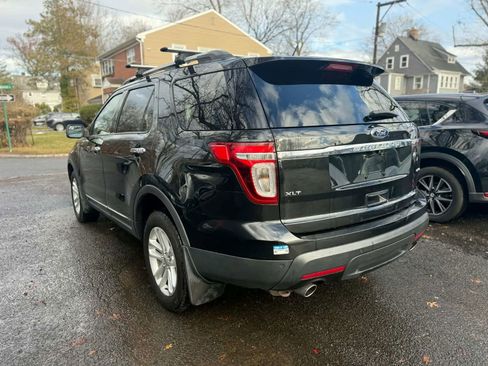 Used 2015 Ford Explorer XLT image 6