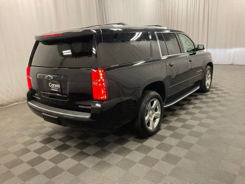 Used 2019 Chevrolet Suburban Premier image 2