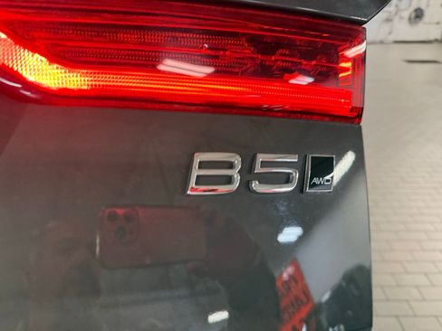 Used 2022 Volvo XC60 B5 Momentum w/ Climate Package image 26