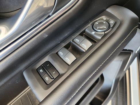 Certified 2023 GMC Yukon SLT image 25