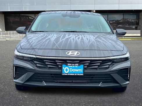 New 2026 Hyundai Elantra SE FWD image 11