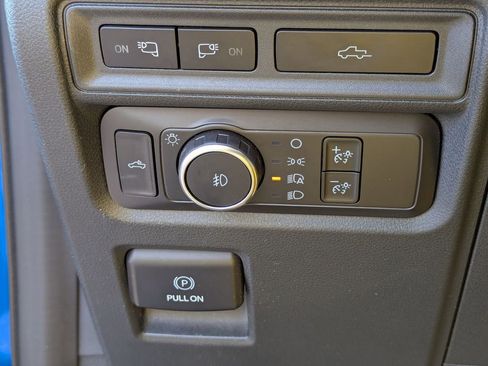 Used 2021 Ford F150 XLT w/ Equipment Group 302A High image 13