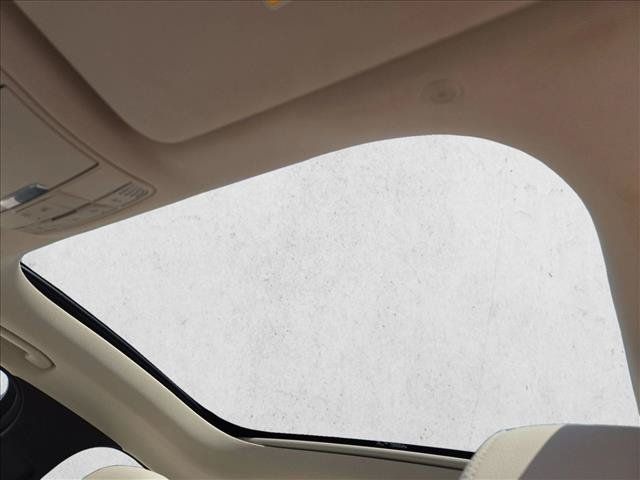 Used 2022 Mercedes-Benz E 350 Sedan image 16
