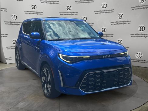 Used 2024 Kia Soul GT-Line w/ GT-Line Technology Package FWD image 7