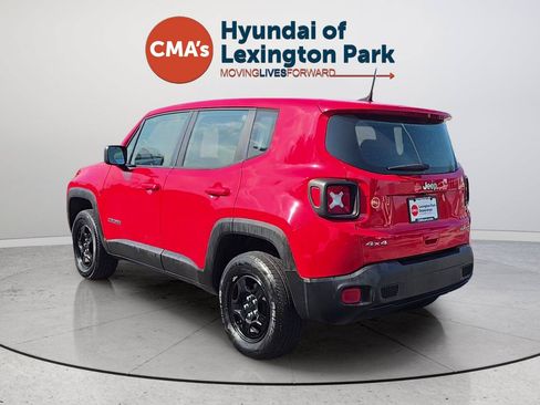 Used 2018 Jeep Renegade Sport w/ Power & Air Group AWD/4WD image 3