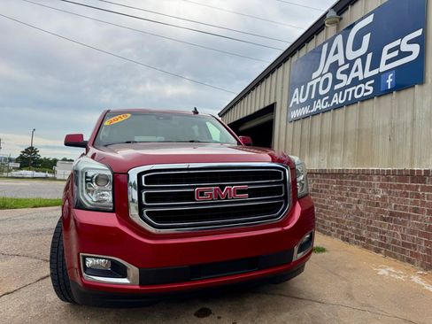 Used 2015 GMC Yukon SLT w/ Open Road Package RWD image 2