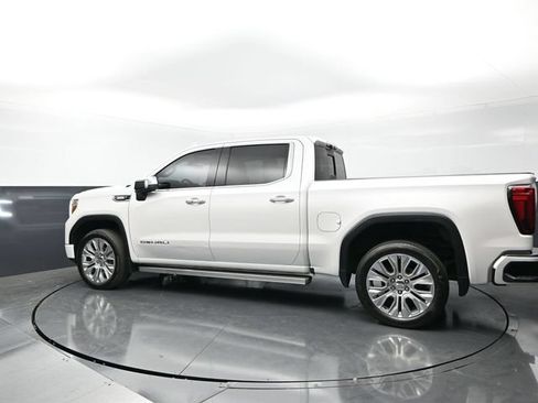 Used 2021 GMC Sierra 1500 Denali w/ Denali Ultimate Package AWD/4WD image 2