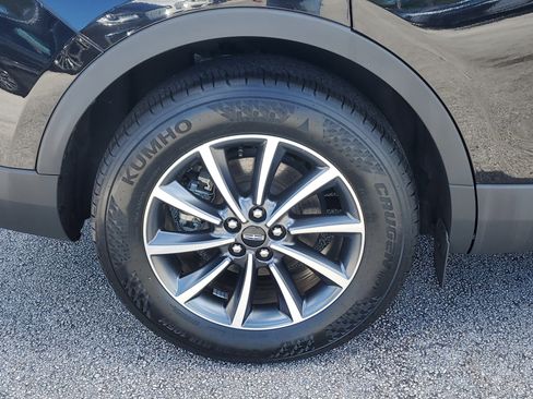 Certified 2022 Lincoln Nautilus FWD image 7