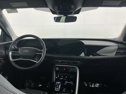 Used 2025 Audi Q5 Premium Plus w/ Premium Plus AWD/4WD image 15