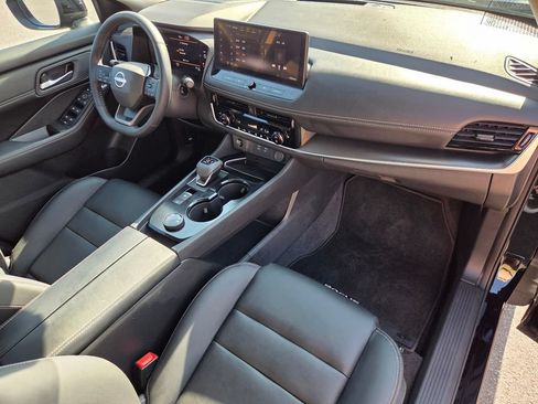 Used 2026 Nissan Rogue SL AWD/4WD image 26