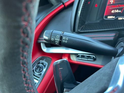 Used 2023 Chevrolet Corvette Stingray Premium Conv w/ Z51 Performance Package RWD image 31
