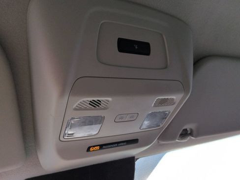 Used 2025 Ford Transit 250 Low Roof w/ Exterior Upgrade Package RWD image 20