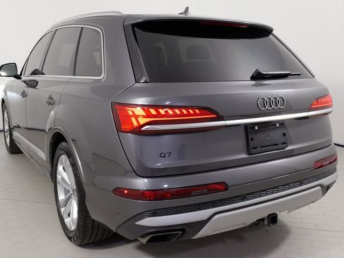 Used 2025 Audi Q7 3.0T Prestige w/ Prestige Package image 13