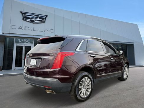 Used 2018 Cadillac XT5 Luxury w/ Driver Awareness Package AWD/4WD image 5