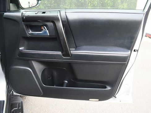 Certified 2021 Toyota 4Runner TRD Off-Road Premium image 23