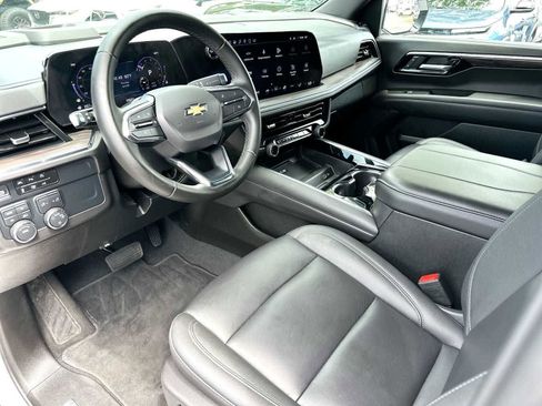 Used 2025 Chevrolet Tahoe LT AWD/4WD image 18