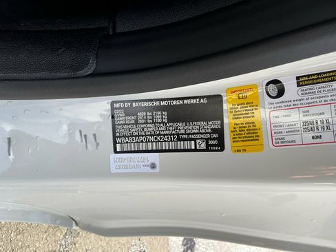 Used 2022 BMW M440i Coupe image 28