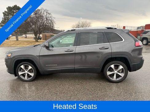 Used 2019 Jeep Cherokee Limited image 3