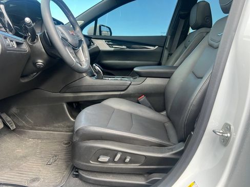 Used 2024 Cadillac XT5 Premium Luxury FWD image 13