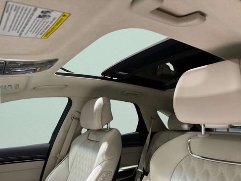 Used 2025 Genesis GV70 3.5T Sport w/ Sport Prestige Package image 24