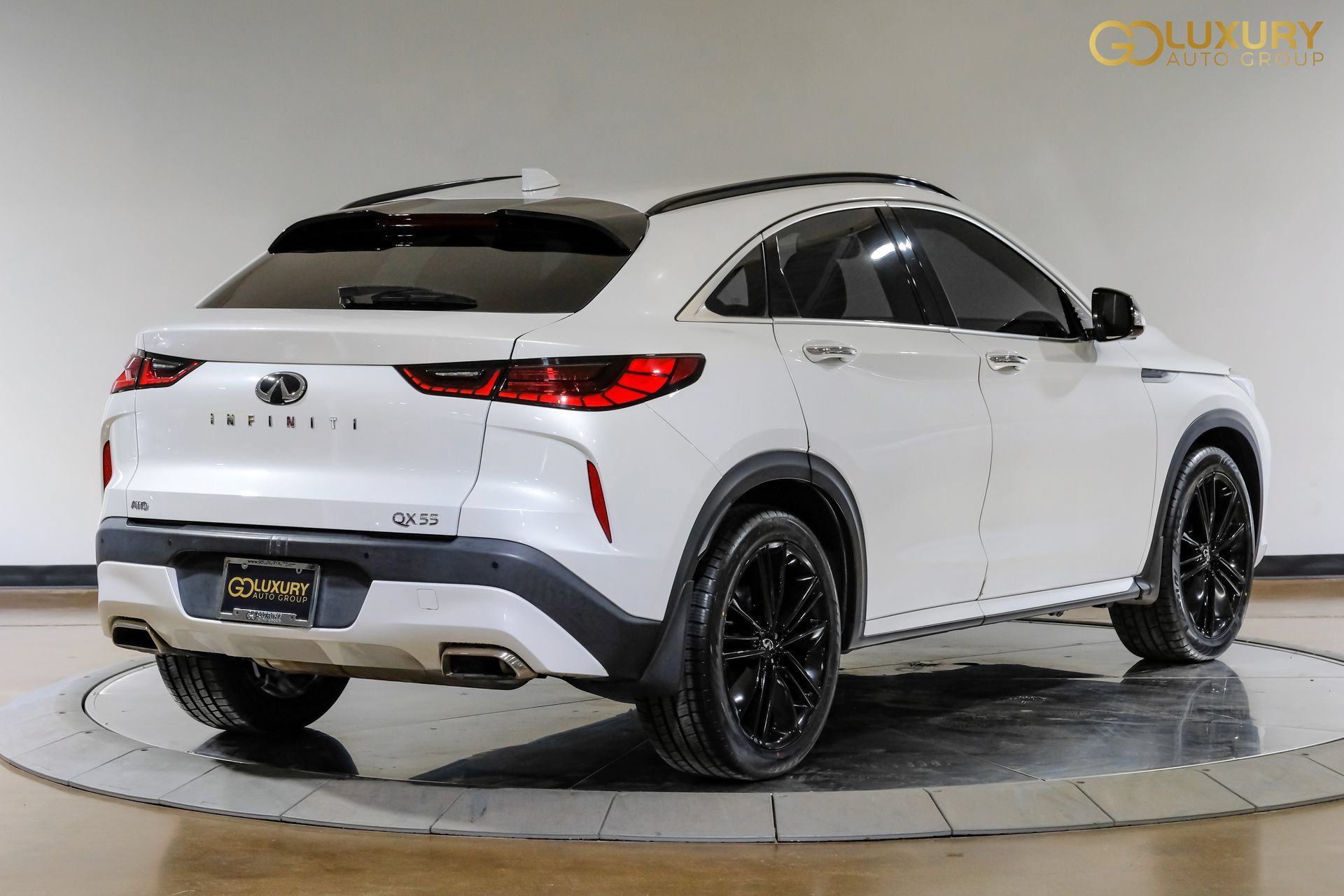 Used 2023 INFINITI QX55 Sensory w/ Lighting Package AWD/4WD image 10