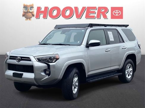 Used 2023 Toyota 4Runner SR5 image 6