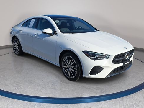 Used 2025 Mercedes-Benz CLA 250 image 3