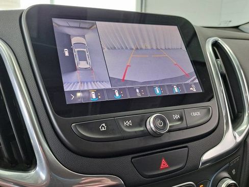 Used 2019 Chevrolet Equinox Premier FWD image 15