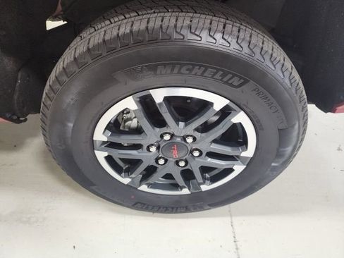 Used 2025 Toyota Tacoma TRD Sport image 40