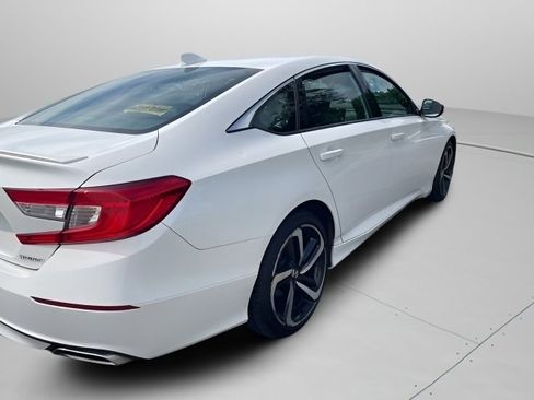 Used 2020 Honda Accord Sport image 11