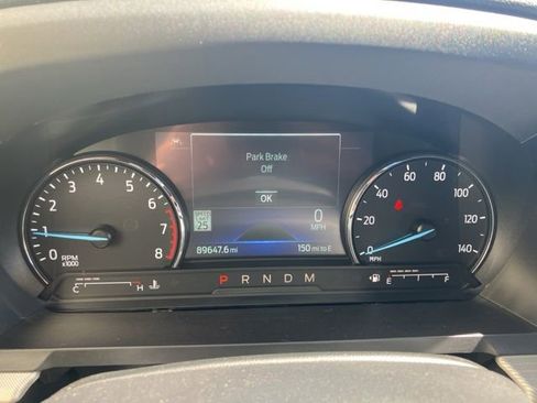 Used 2021 Ford Explorer XLT w/ Equipment Group 202A AWD/4WD image 9