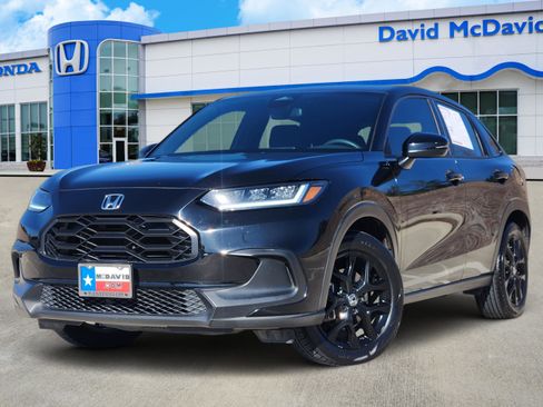 Used 2023 Honda HR-V Sport image 1