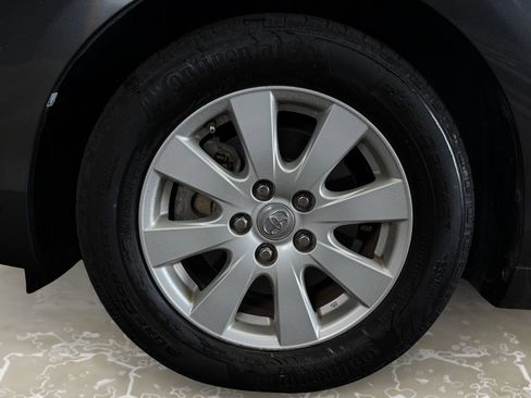 Used 2009 Toyota Camry Hybrid FWD image 14