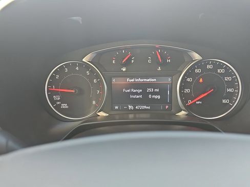 Used 2025 Chevrolet Blazer LT FWD image 18